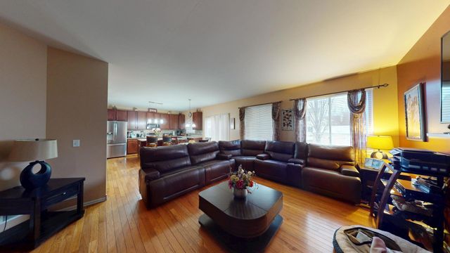 4132 Hoffman Street, Plano, IL 60545