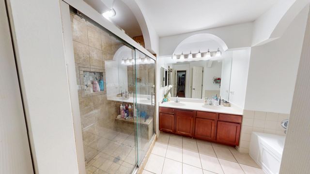 4132 Hoffman Street, Plano, IL 60545