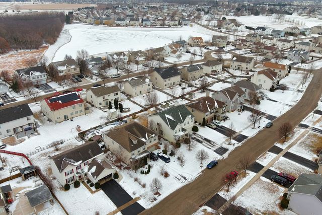 4132 Hoffman Street, Plano, IL 60545