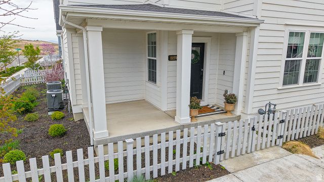 11159 S CHEVIOT LN, South Jordan, UT 84009