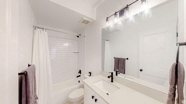 11159 S CHEVIOT LN, South Jordan, UT 84009