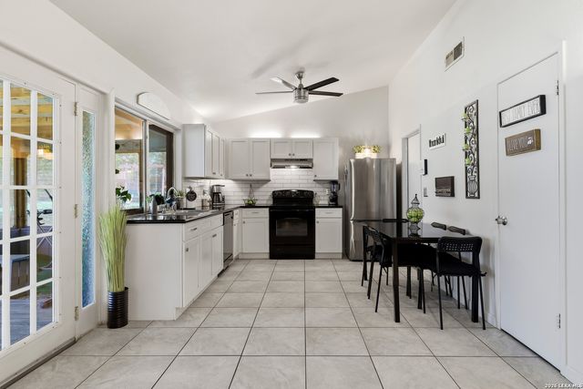 11805 Rainey Meadow, Live Oak, TX 78233