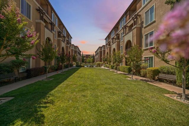 801 S Winchester Boulevard 3206, San Jose, CA 95128