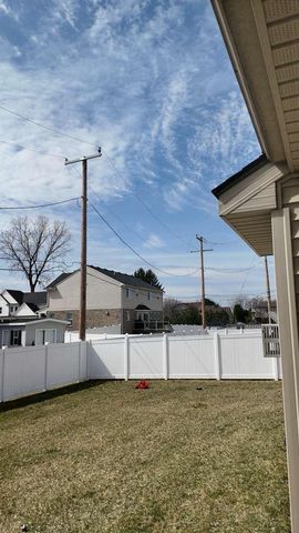 34387 Ann Arbor Trail, Livonia City, MI 48150