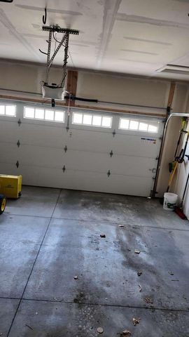 34387 Ann Arbor Trail, Livonia City, MI 48150