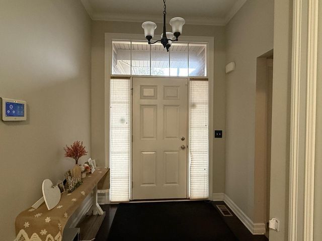 34387 Ann Arbor Trail, Livonia City, MI 48150