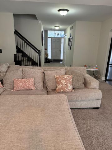 34387 Ann Arbor Trail, Livonia City, MI 48150