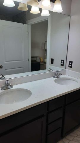 34387 Ann Arbor Trail, Livonia City, MI 48150