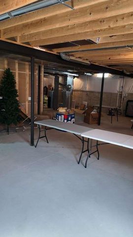 34387 Ann Arbor Trail, Livonia City, MI 48150