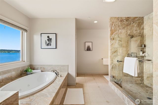 2837 E Lake Sammamish Parkway NE, Sammamish, WA 98074