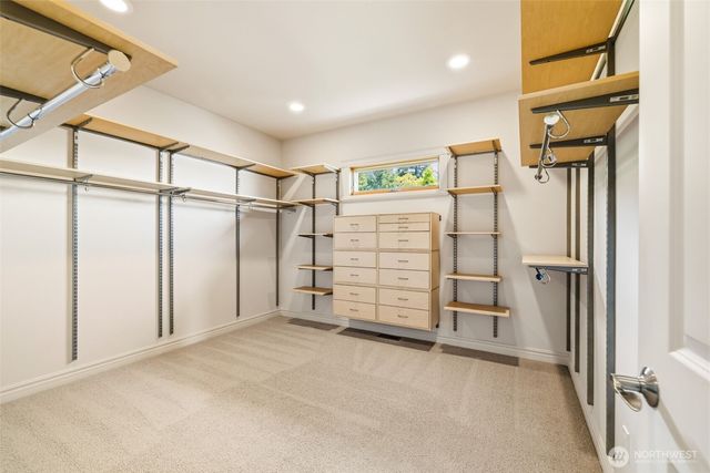 2837 E Lake Sammamish Parkway NE, Sammamish, WA 98074