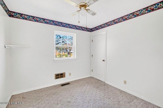 233 Normandy Drive, Wilmington, NC 28412