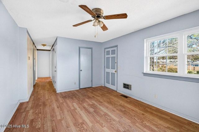 233 Normandy Drive, Wilmington, NC 28412