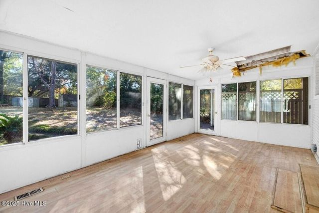 233 Normandy Drive, Wilmington, NC 28412