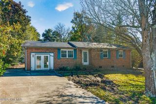 233 Normandy Drive, Wilmington, NC 28412