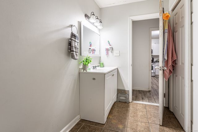 147 Enfield Street, Hartford, CT 06112