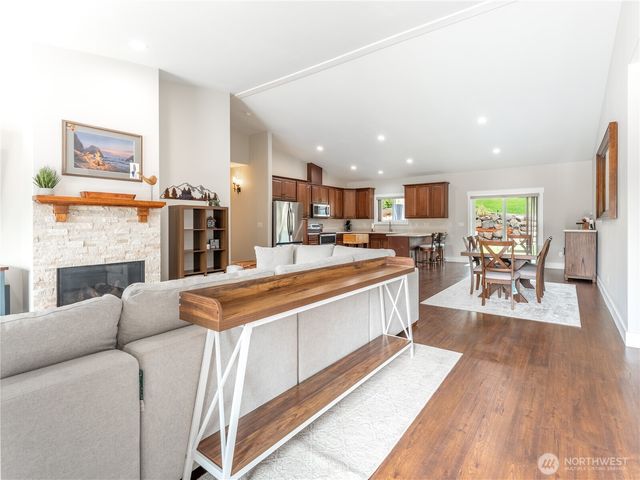 50 Luther Court, Malaga, WA 98828