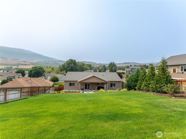 50 Luther Court, Malaga, WA 98828