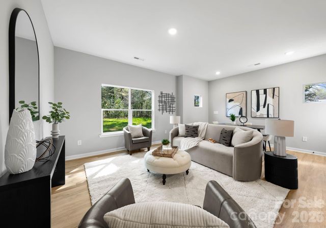 3119 Hatty Place, Charlotte, NC 28216