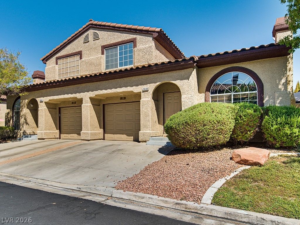 2608 Twin Pines Avenue, Henderson, NV 89074 — photo 2