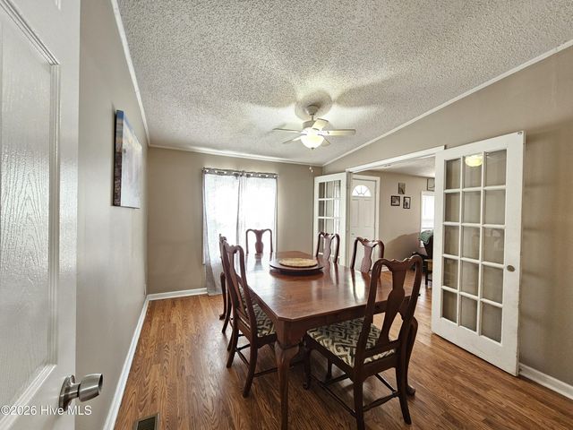 202 Castlebury Lane, Hubert, NC 28539