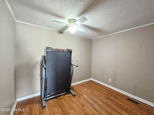 202 Castlebury Lane, Hubert, NC 28539