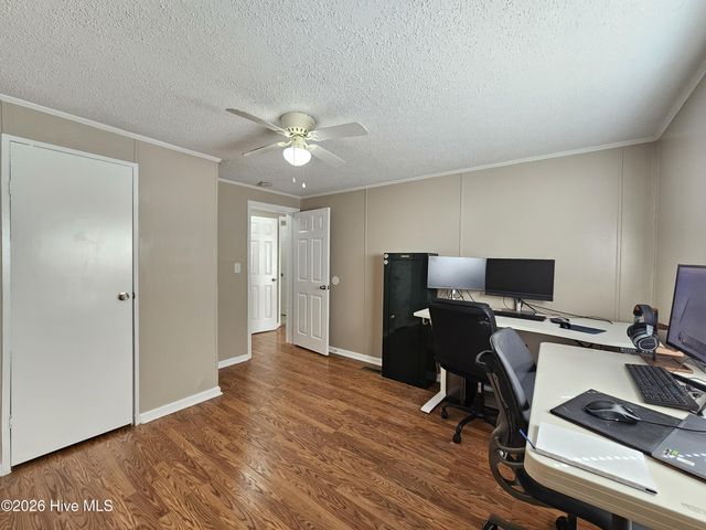 202 Castlebury Lane, Hubert, NC 28539