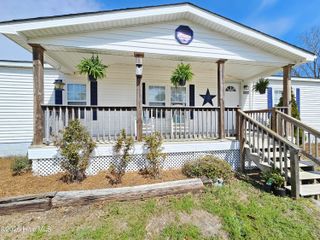 202 Castlebury Lane, Hubert, NC 28539