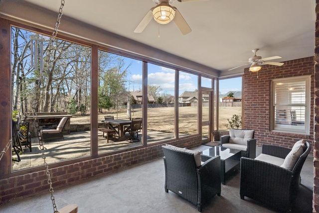 4549 MOUNT GILLESPIE DR, Lakeland, TN 38002