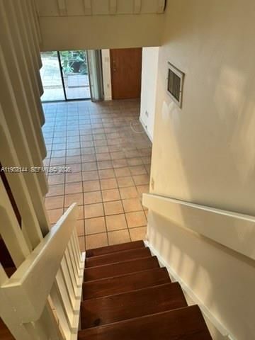 9001 SW 94th St, Miami, FL 33176