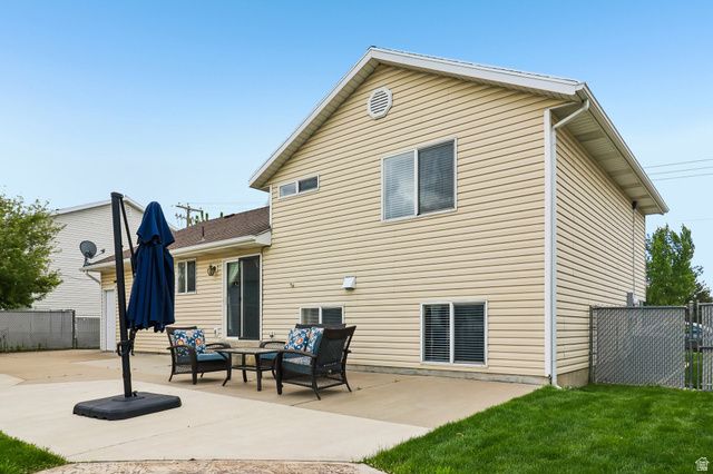 2896 W 6000 S, Roy, UT 84067