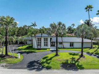 15201 SW 74th Pl, Palmetto Bay, FL 33157
