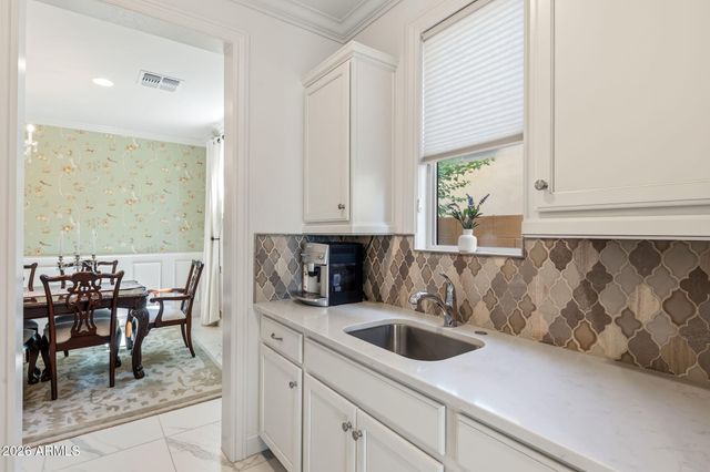 3415 E SANDS Drive, Phoenix, AZ 85050