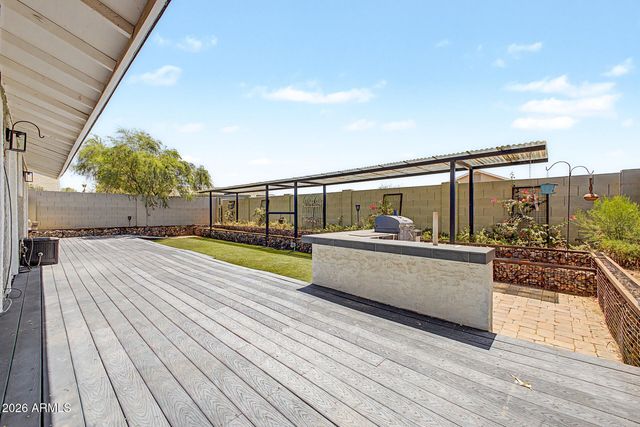 717 W DATIL Avenue, Apache Junction, AZ 85120