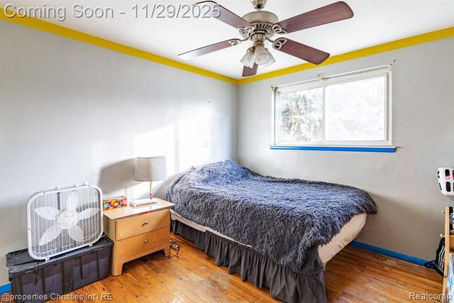 11899 Wheaton Drive, Sterling Heights, MI 48313