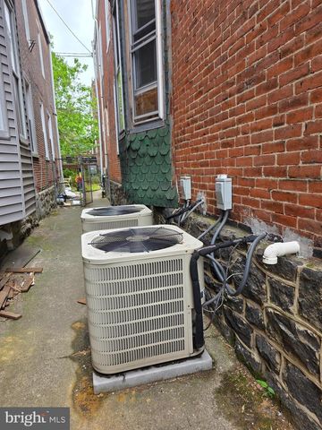706 S 52ND ST, Philadelphia, PA 19143