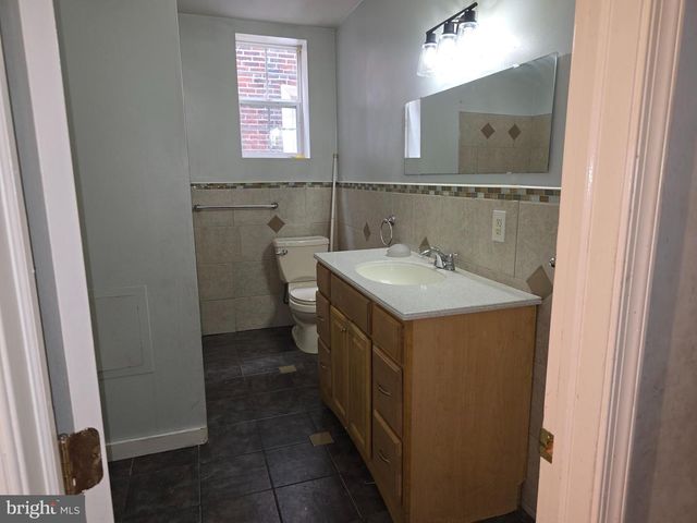 706 S 52ND ST, Philadelphia, PA 19143