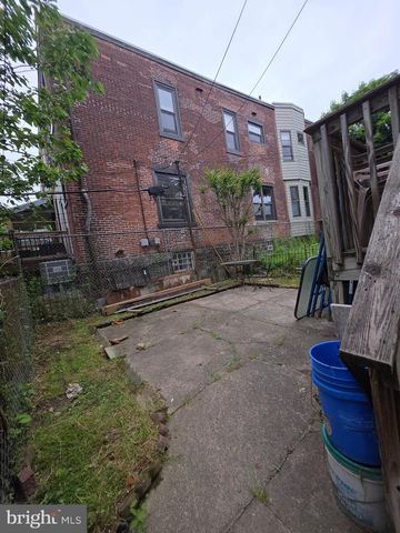 706 S 52ND ST, Philadelphia, PA 19143