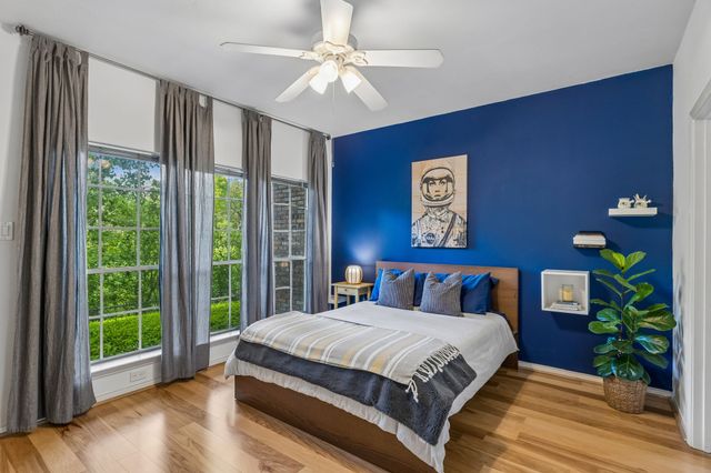 9801 Royal Lane 707, Dallas, TX 75231