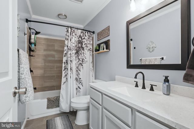 154 WOODMOUNT DR, Colonial Beach, VA 22443