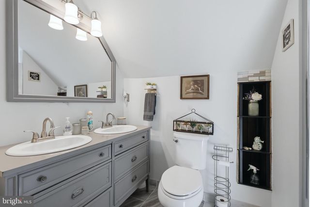 154 WOODMOUNT DR, Colonial Beach, VA 22443