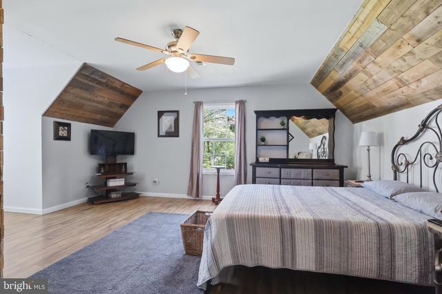 154 WOODMOUNT DR, Colonial Beach, VA 22443