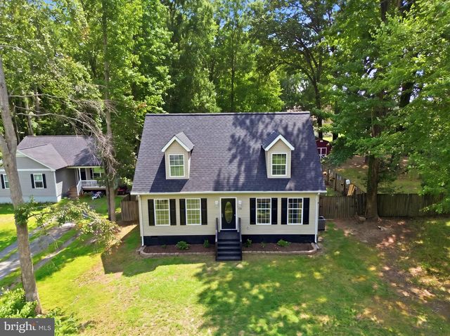 154 WOODMOUNT DR, Colonial Beach, VA 22443