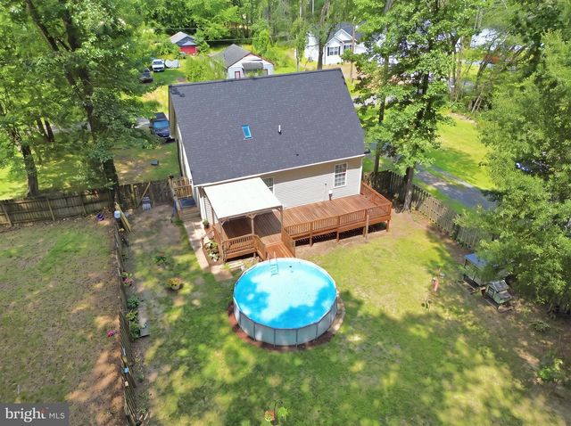 154 WOODMOUNT DR, Colonial Beach, VA 22443