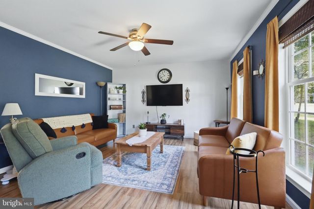 154 WOODMOUNT DR, Colonial Beach, VA 22443