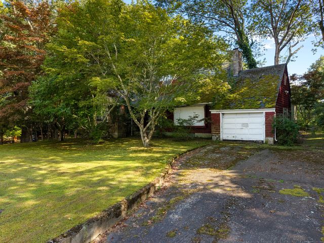 367 Boswell Avenue, Norwich, CT 06360