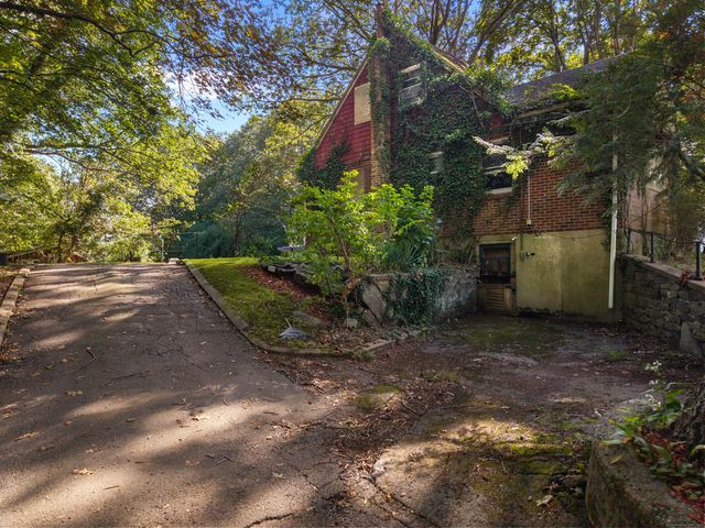 367 Boswell Avenue, Norwich, CT 06360