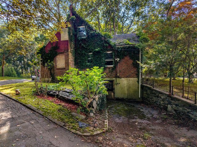 367 Boswell Avenue, Norwich, CT 06360