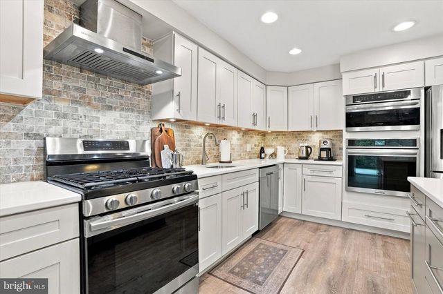 1708 MADEIRA AVE, Jenkintown, PA 19046