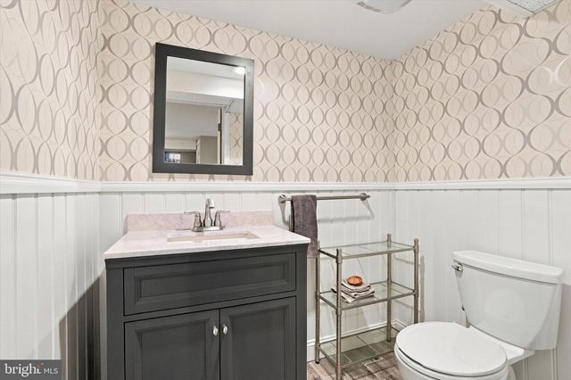 1708 MADEIRA AVE, Jenkintown, PA 19046